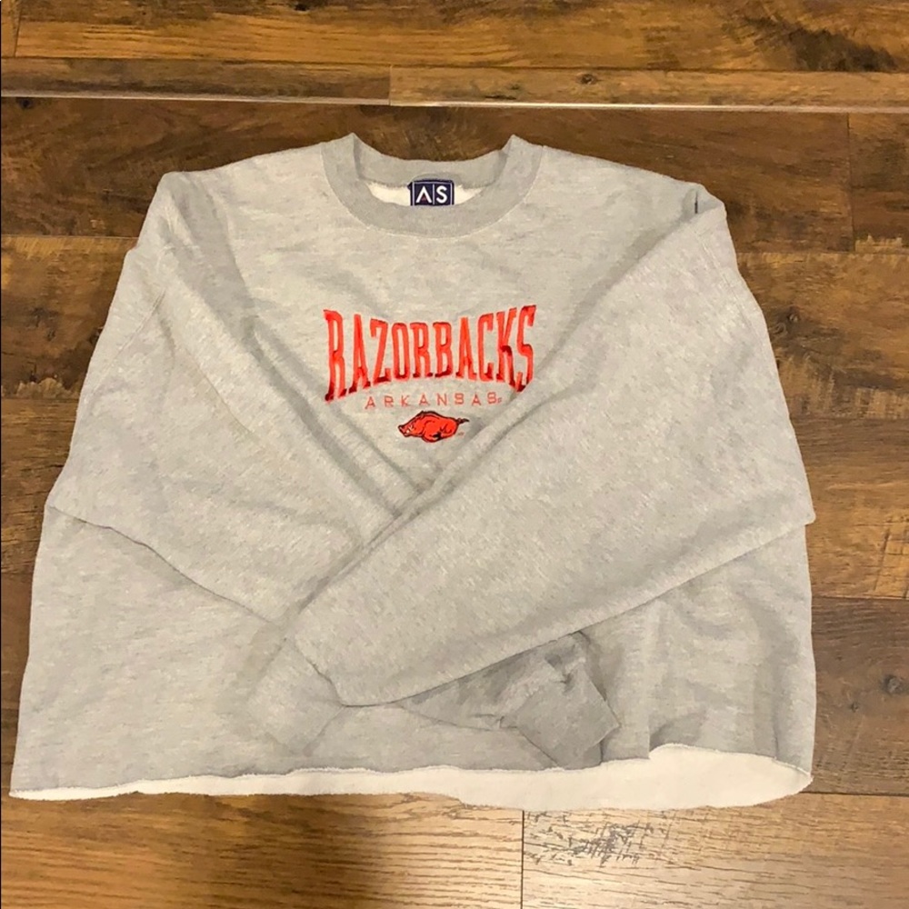 Cropped Vintage Arkansas Razorbacks pullover